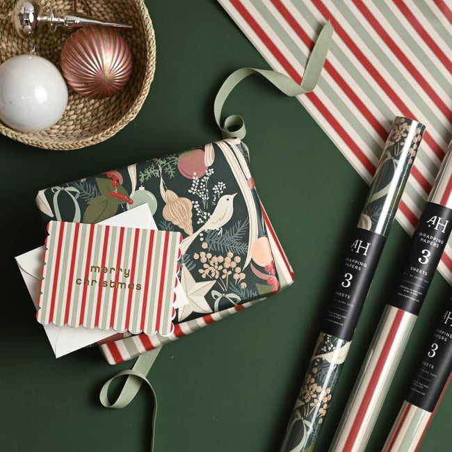 Scalloped Merry Christmas Card